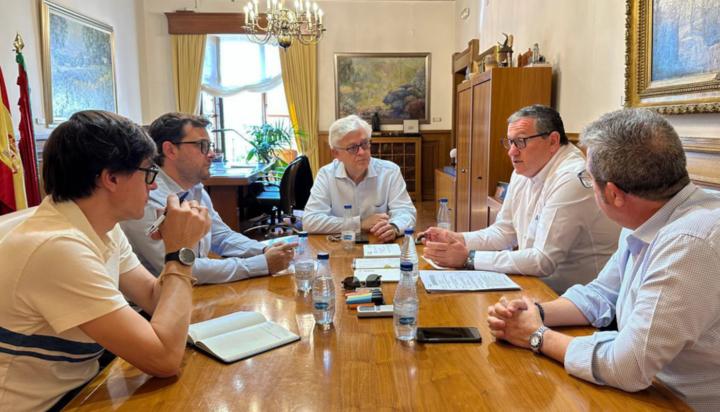La Diputación de Zamora y CEOE mantendrán una línea de colaboración