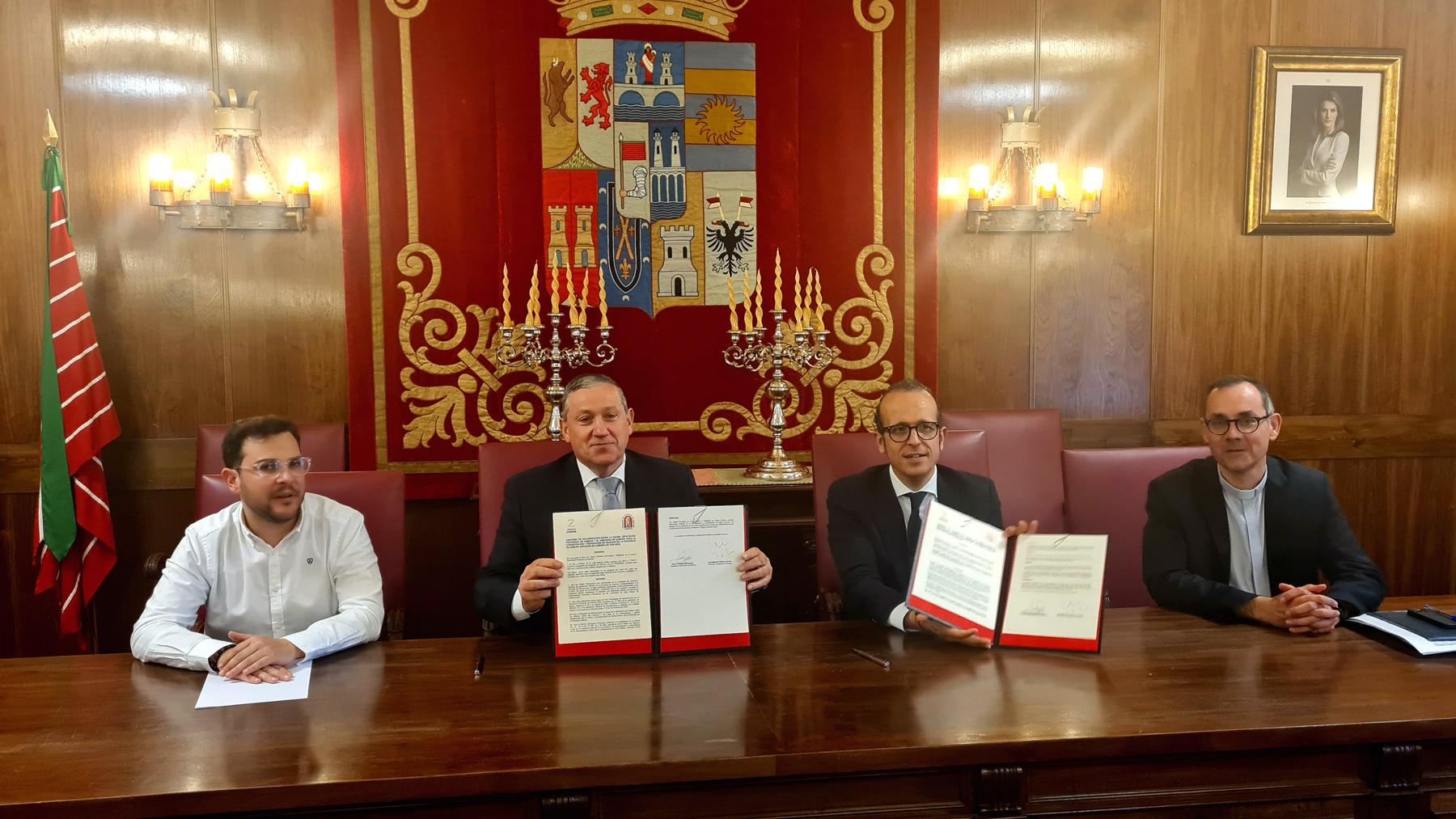 Firma de Convenios entre la Diputación y el Obispado de Zamora